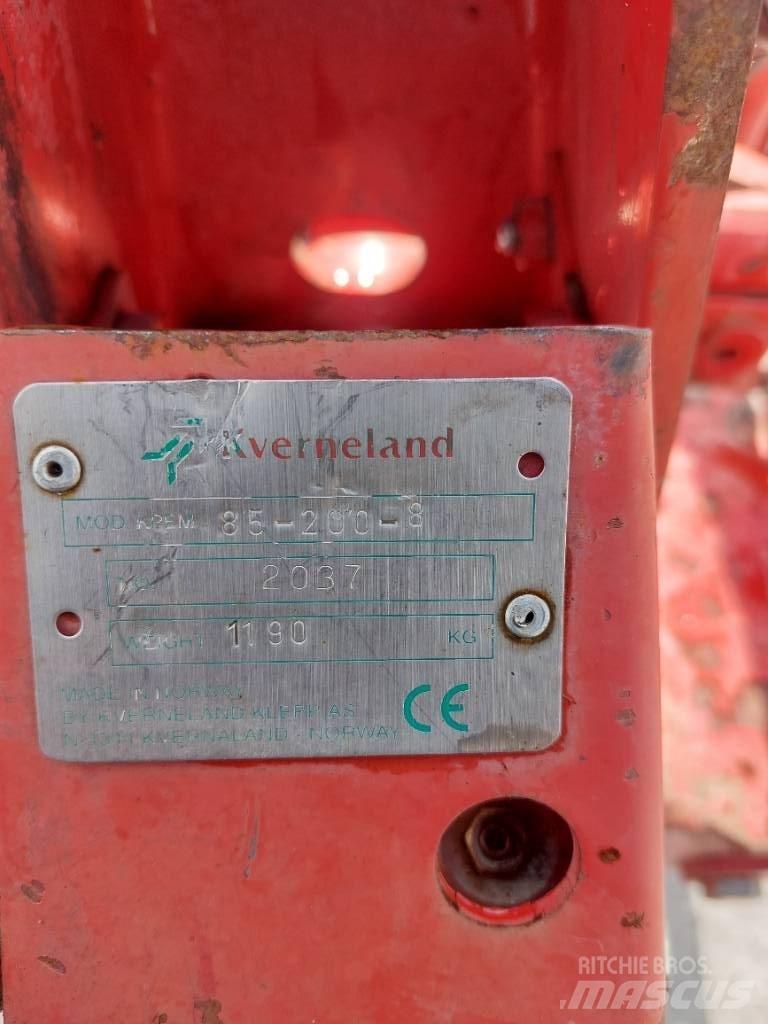 Kverneland EM 85 4 Plugovi okretači