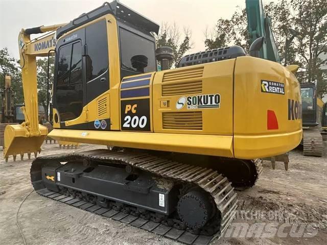 Komatsu PC 200-8 Bageri gusjeničari