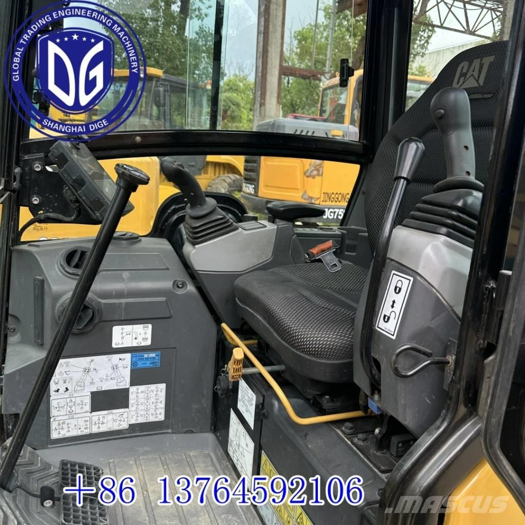 CAT 302 CR Mini bageri <7t