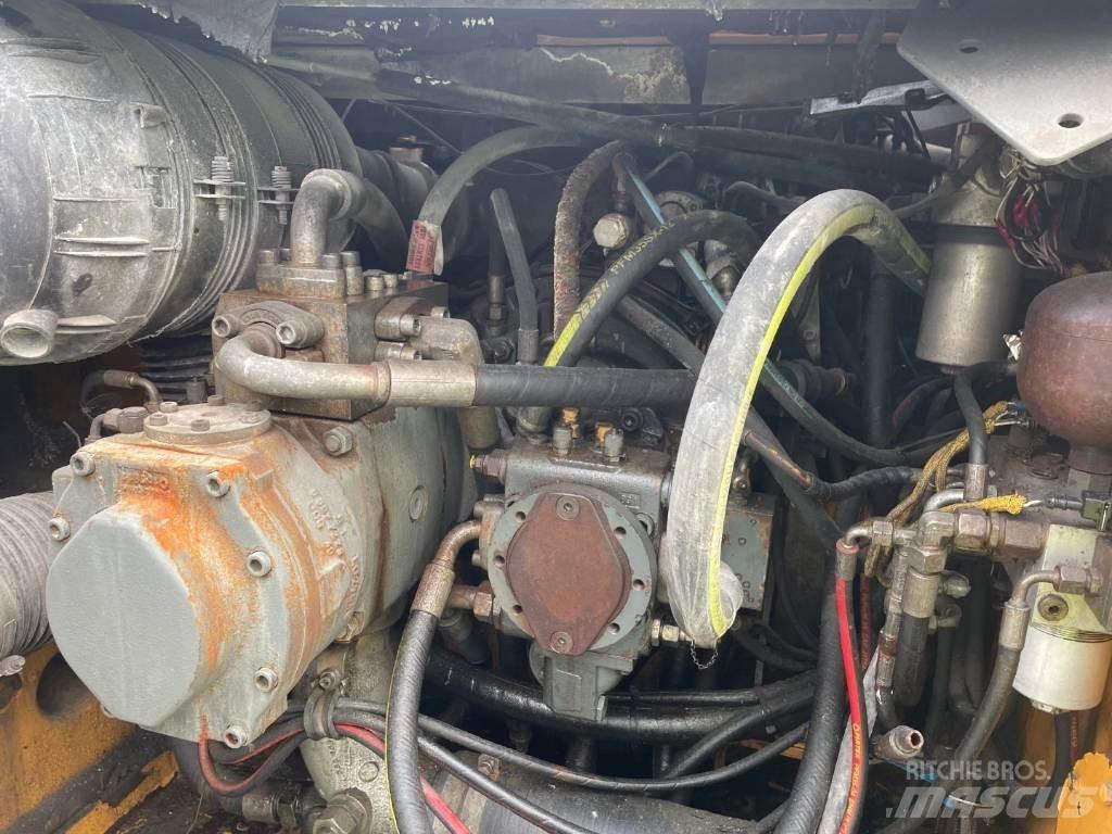 Liebherr A 944 C HD Bageri za manipuliranje materijalom / otpadom