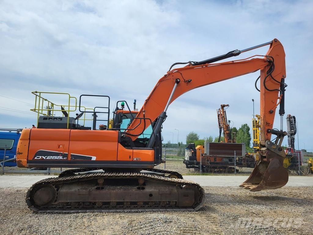 Doosan DX255LC-5 Bageri gusjeničari