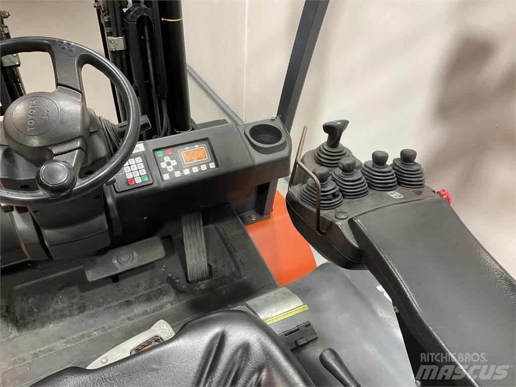 Toyota 8FBMT45 Električni viličari