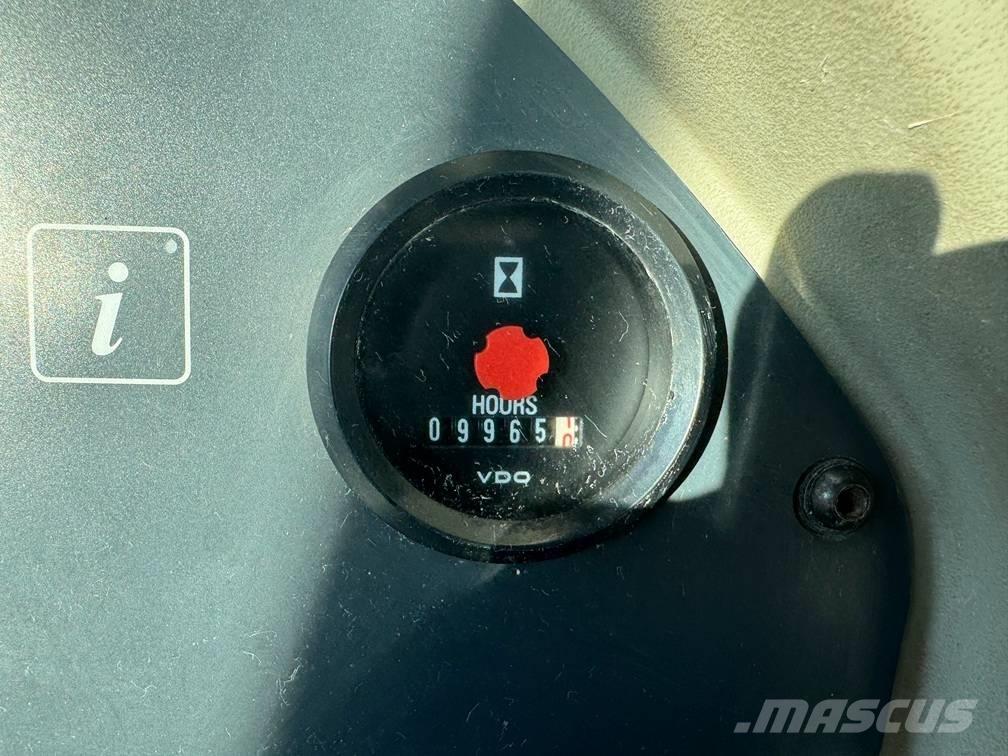 Liebherr PR 734 LGP Buldožeri gusjeničari