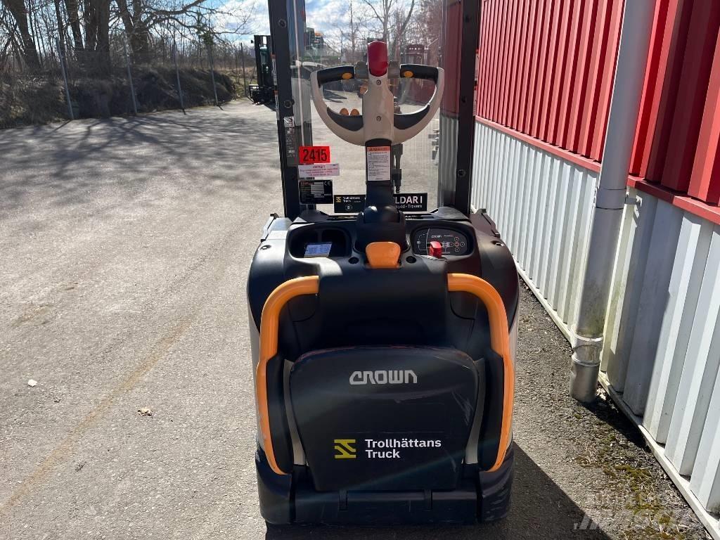 Crown ETi40001,2 Ručni električni viličar