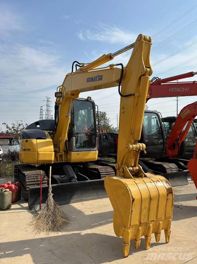 Komatsu PC78 Bageri gusjeničari