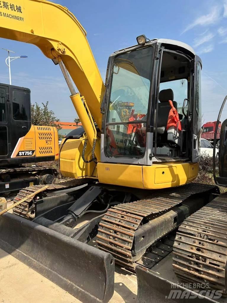 Komatsu PC78 Bageri gusjeničari
