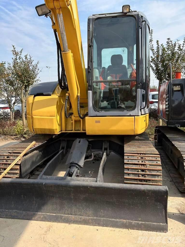 Komatsu PC78 Bageri gusjeničari