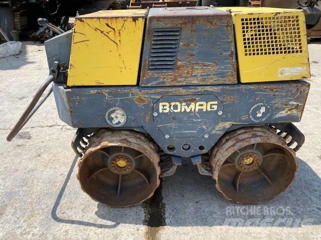 Bomag BW 850 T Valjci sa dvojnim bubnjem