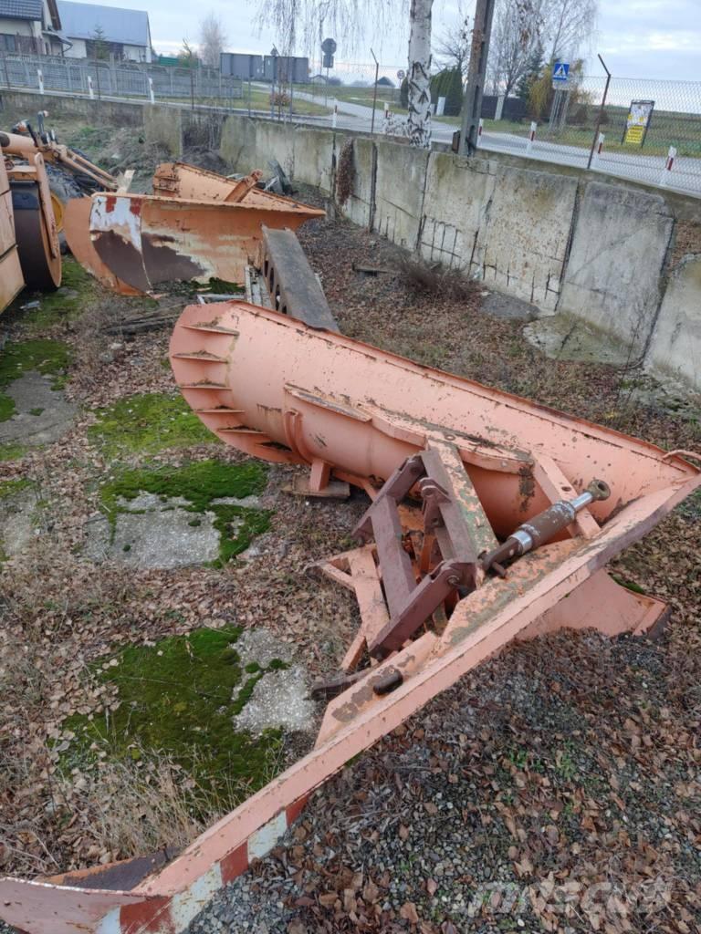 Unimog pług ciężki Sniježne daske i  plugovi