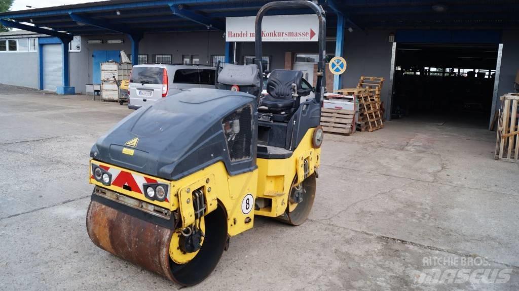 Bomag BW 100 AD-5 Valjci sa dvojnim bubnjem