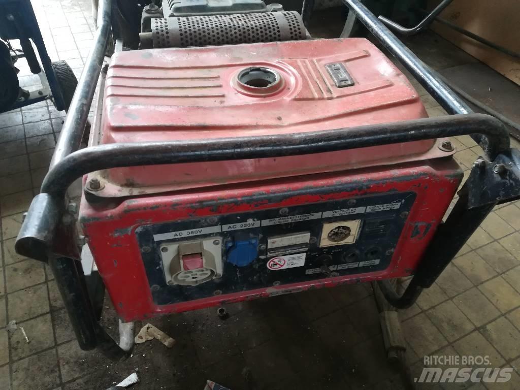 Honda ECT 10 Benzinski agregati
