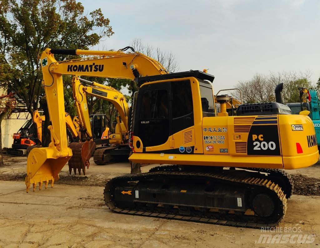 Komatsu PC200 Bageri gusjeničari