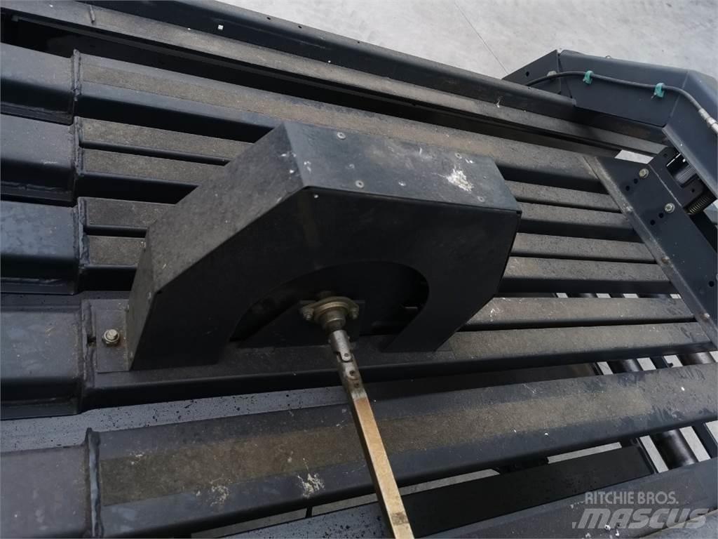Vicon LB12200 Balirke za kockaste bale
