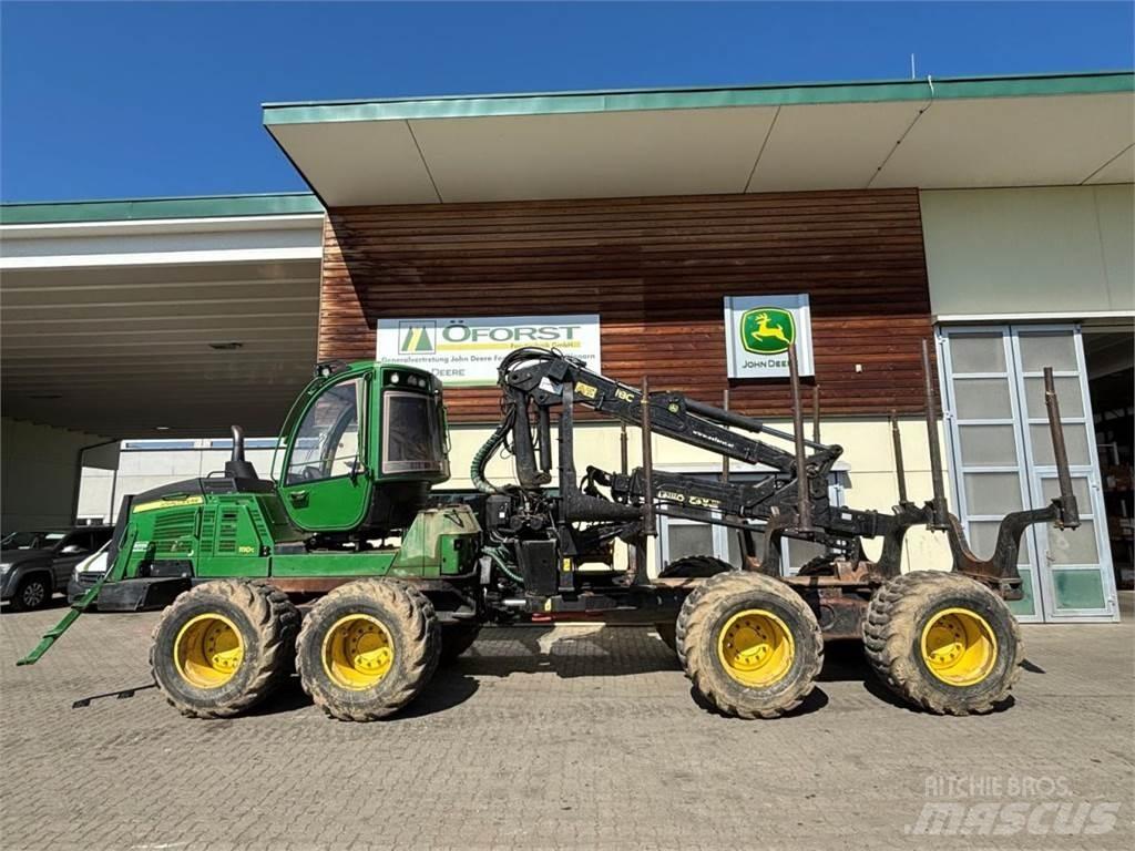 John Deere 1110 G Forvarderi