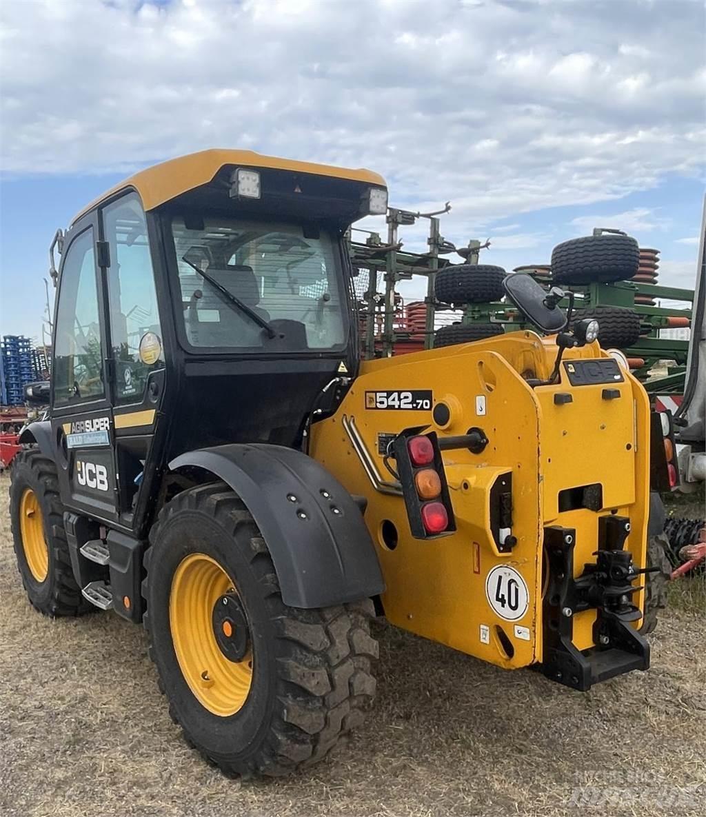 JCB 542-70 Poljoprivredni teleskopski utovarivači