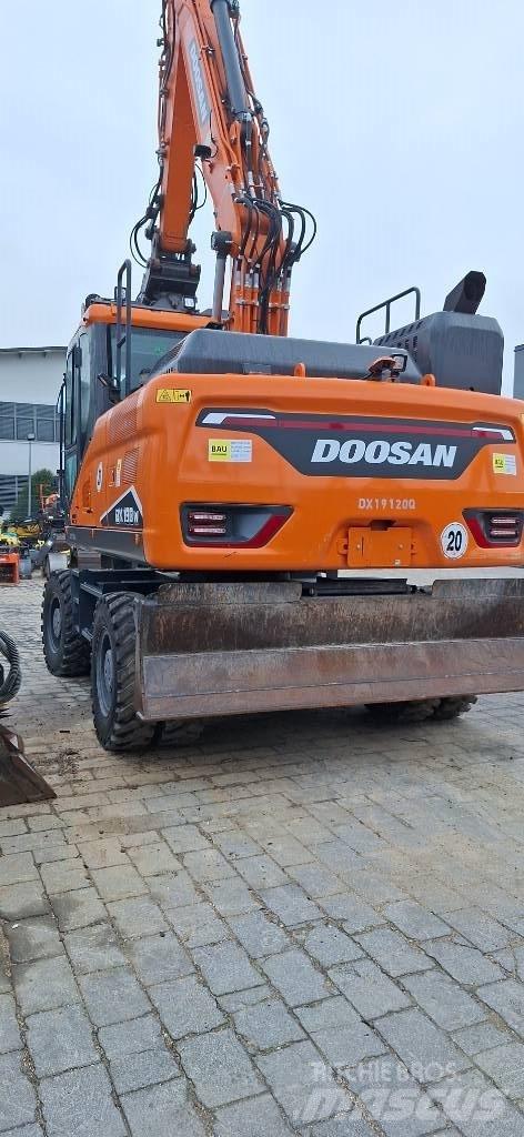 Doosan DX 190 W-7 Bageri na kotačima