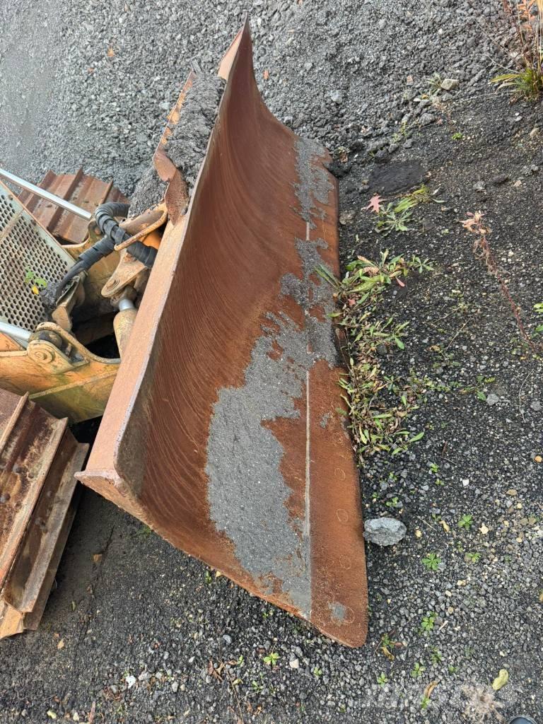 CASE 1150 E Buldožeri gusjeničari