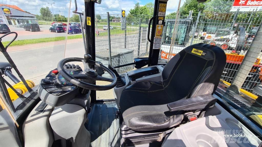 CAT 908 Utovarivači na kotačima