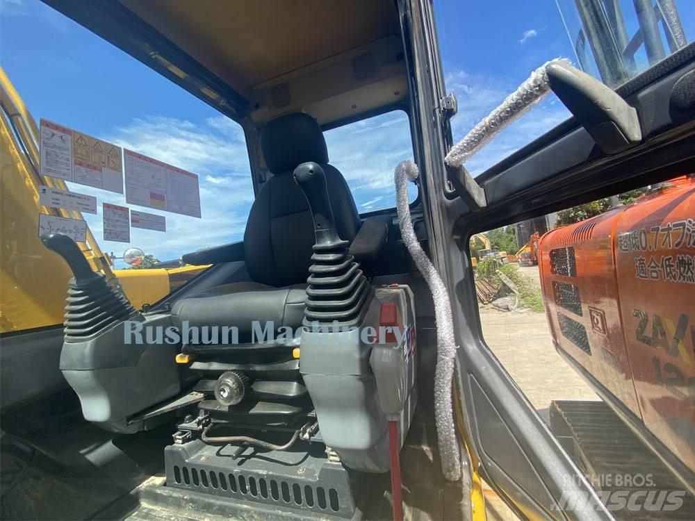 Komatsu PC 130 Bageri gusjeničari