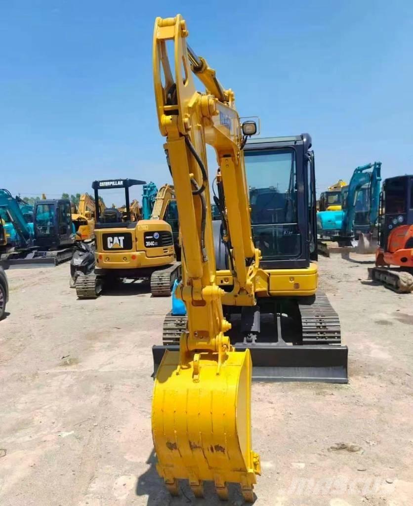 Komatsu PC 40 Mini bageri <7t