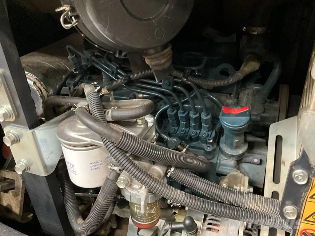 Kubota KX 027-4 HI Mini bageri <7t