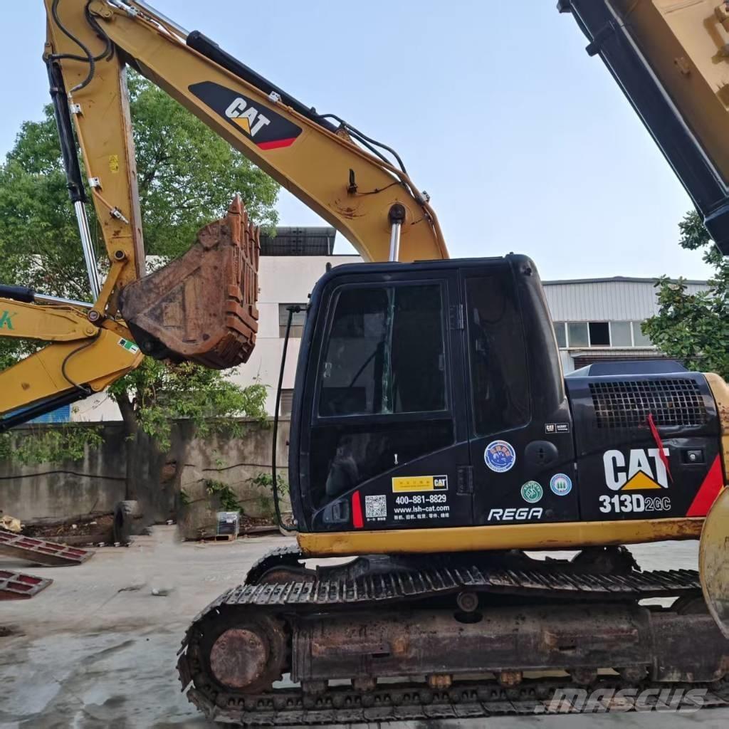 CAT 313D2GC Midi bageri 7t – 12t