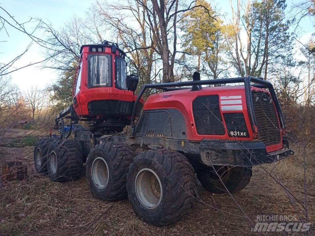 Komatsu 931 XC Harversteri
