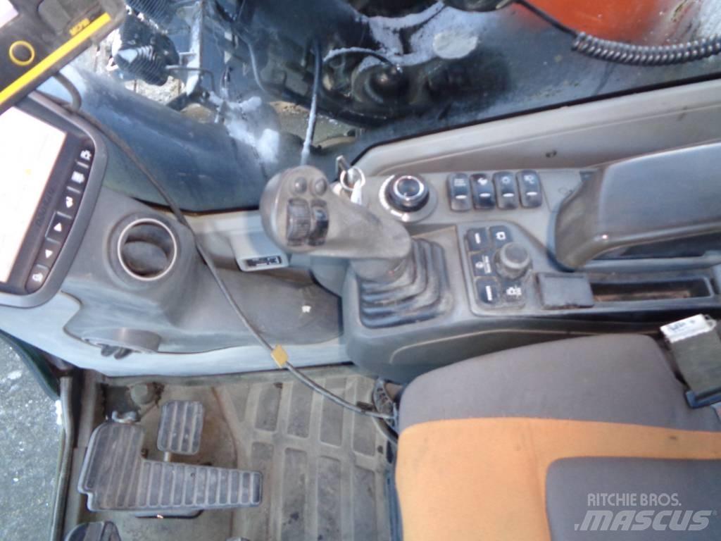 Doosan DX 235 Bageri gusjeničari