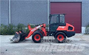 Kubota R065 Utovarivači na kotačima