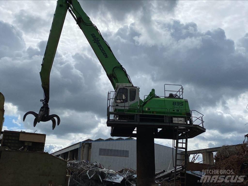Sennebogen 835 E R Bageri za manipuliranje materijalom / otpadom