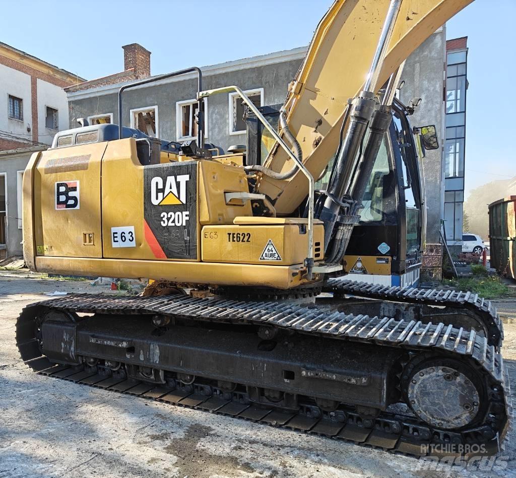 CAT 320F Bageri gusjeničari