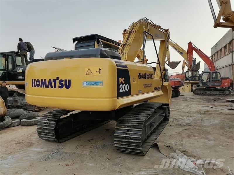 Komatsu PC 200-8 Bageri gusjeničari