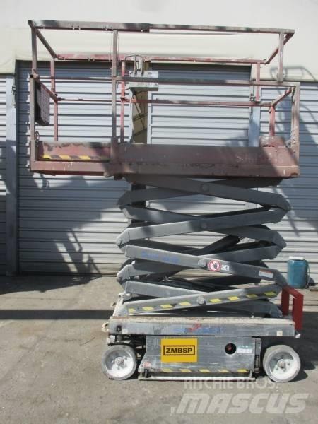 SkyJack SJ III 3219 Škaraste platforme