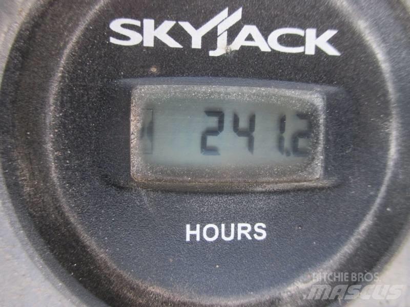 SkyJack SJ III 3219 Škaraste platforme