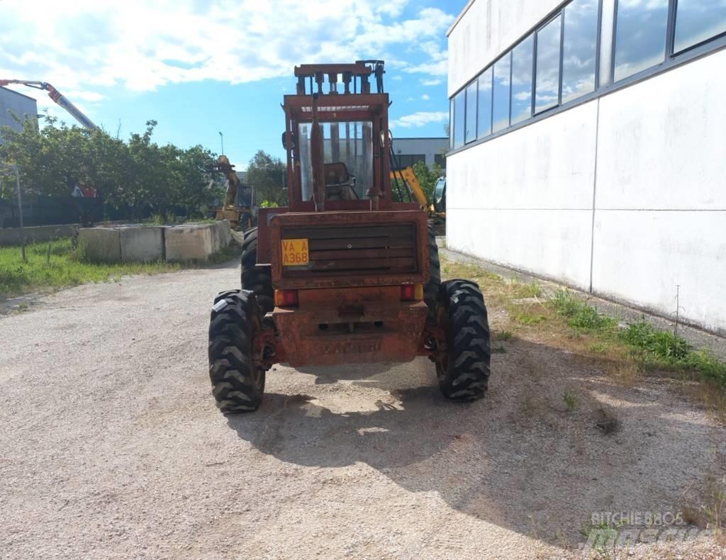 Manitou 4RM30G Dizelski viličari