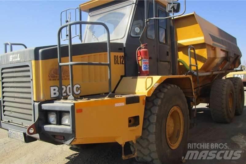 Bell B20C 6X4 Kamioni cisterne