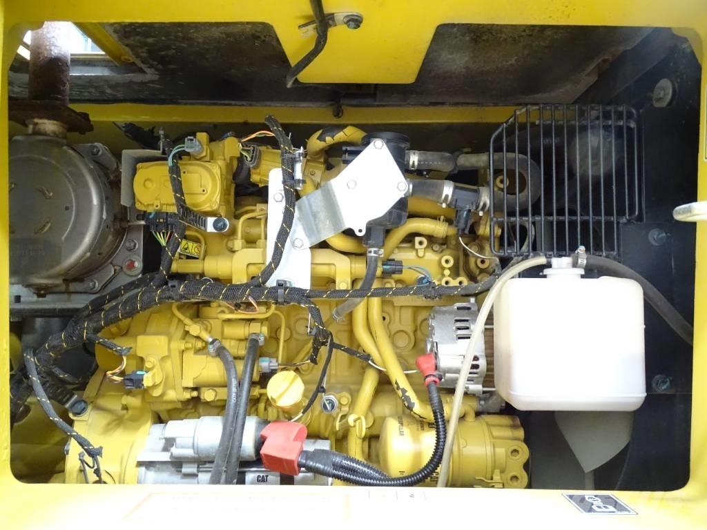 CAT 310 Bageri gusjeničari