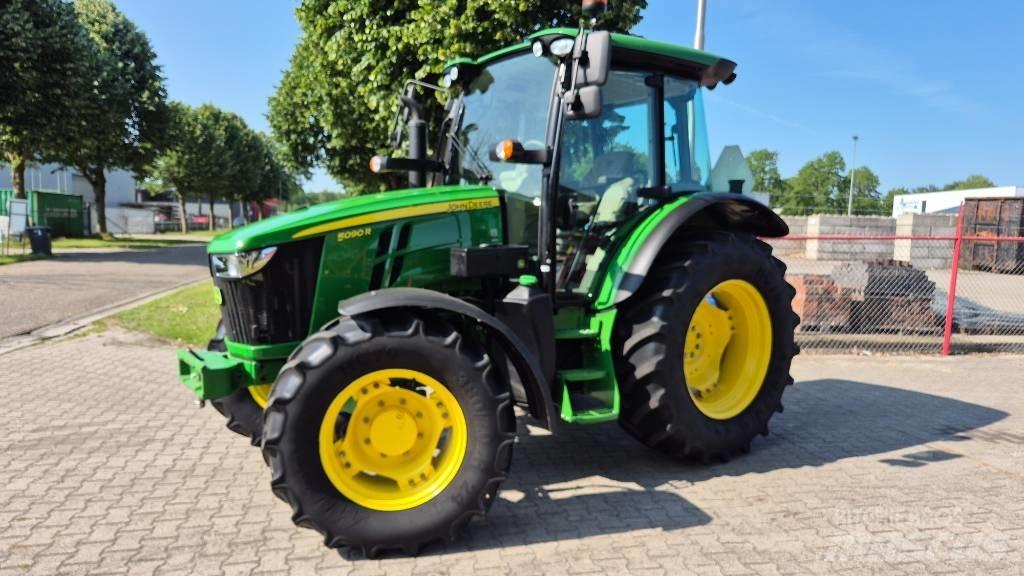 John Deere 5090 R Traktori