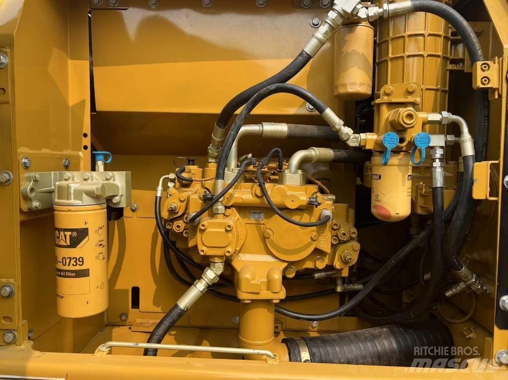 CAT 320 D Bageri gusjeničari