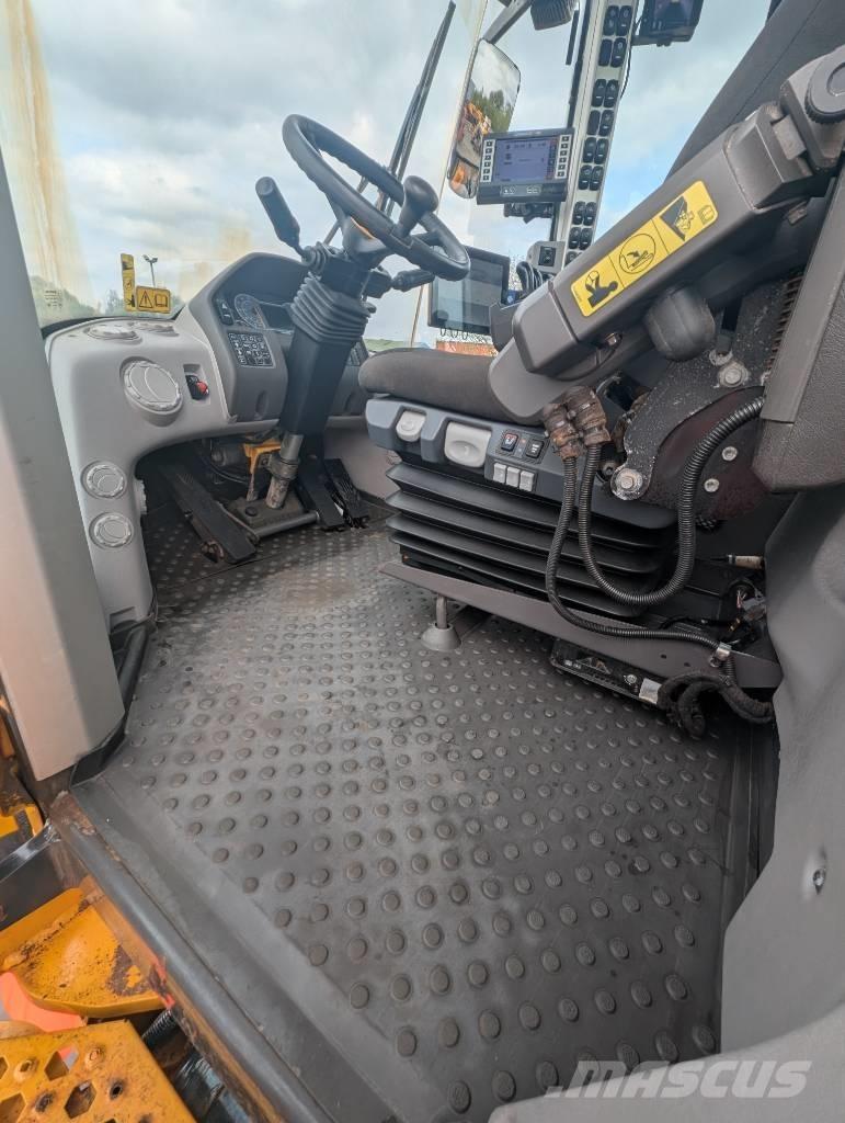 Volvo L 220 H Utovarivači na kotačima