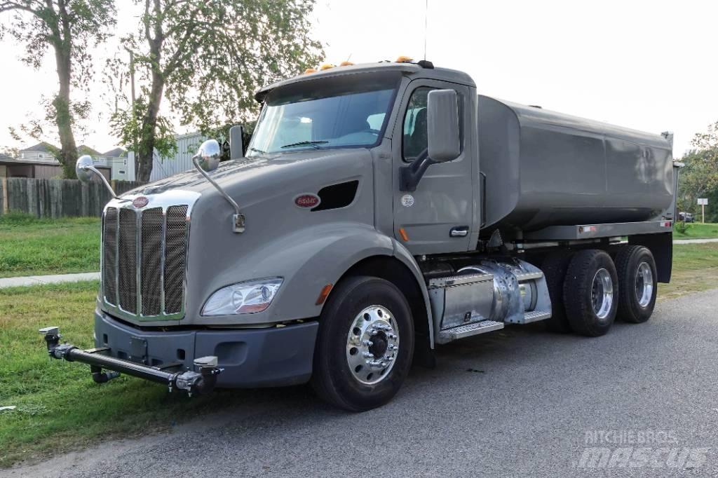 Peterbilt 579 Kamioni za vodu