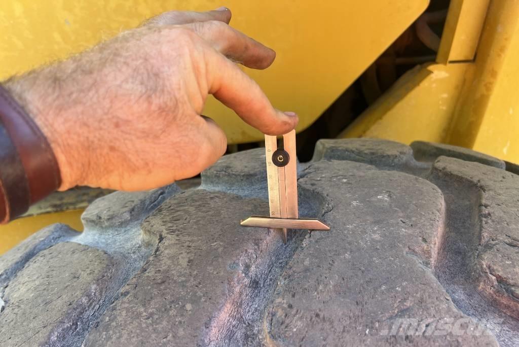 CAT 938 G Utovarivači na kotačima