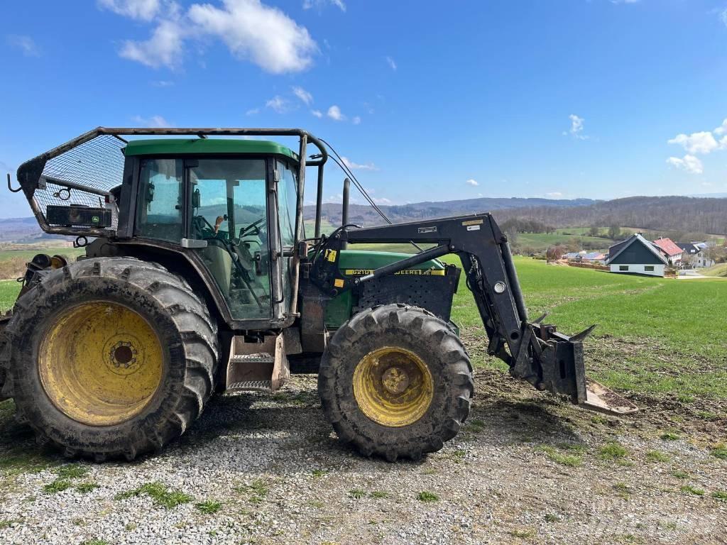 John Deere 6210 Šumski traktori