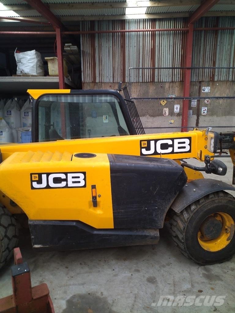 JCB 525-60 Teleskopski viličari