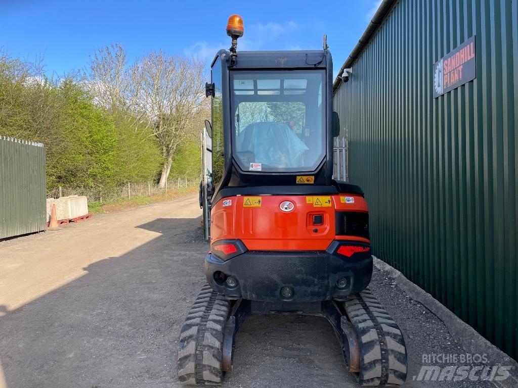 Kubota U 27-4 Mini bageri <7t
