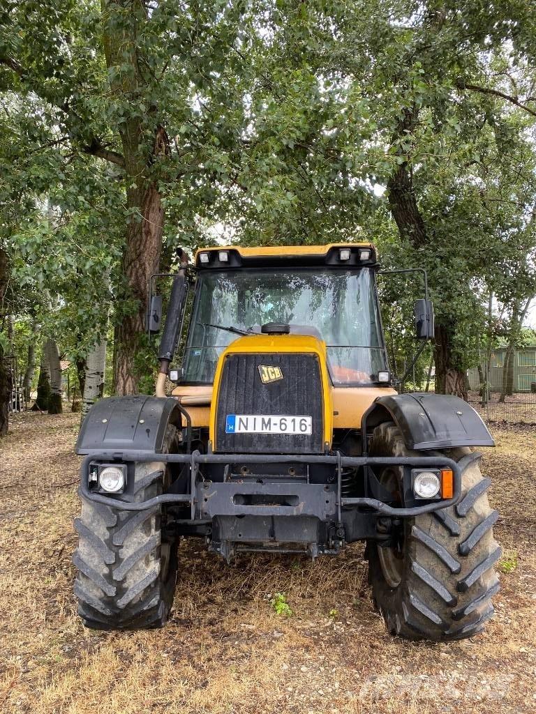 JCB Fastrac 3185 Traktori