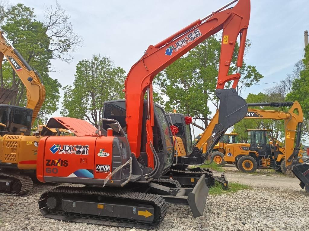 Hitachi ZX 60 Mini bageri <7t