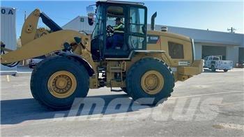 CAT 938M Utovarivači na kotačima