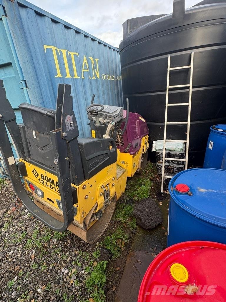 Bomag BW 80 AD-5 Valjci sa dvojnim bubnjem