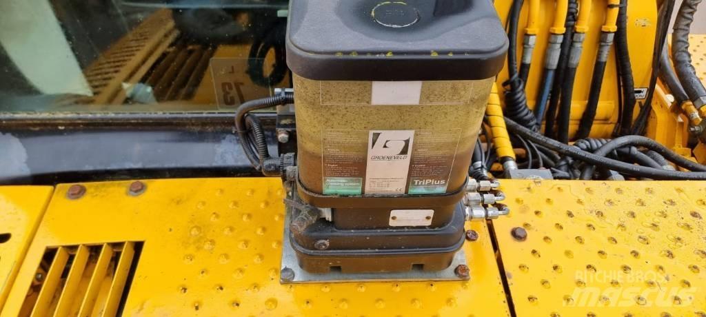 JCB JS 175 W Bageri na kotačima